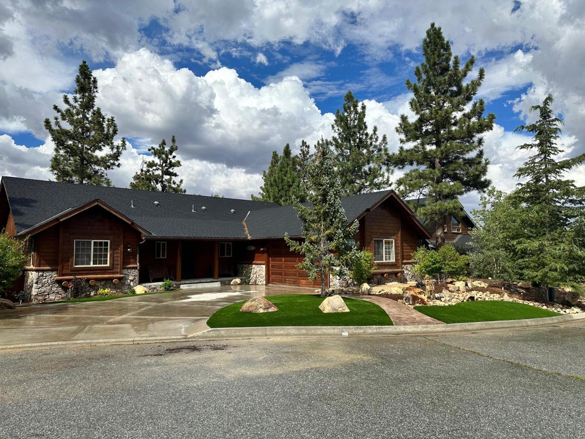 Custom Single Story Cabin With Jacuzzi Pool Table & Big Game Room With Arcade Games Биг Бэар Лейк Экстерьер фото